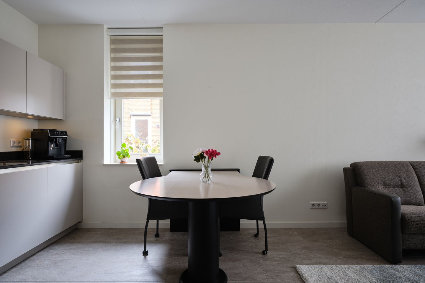 Foto 10 van Rijnweide 13