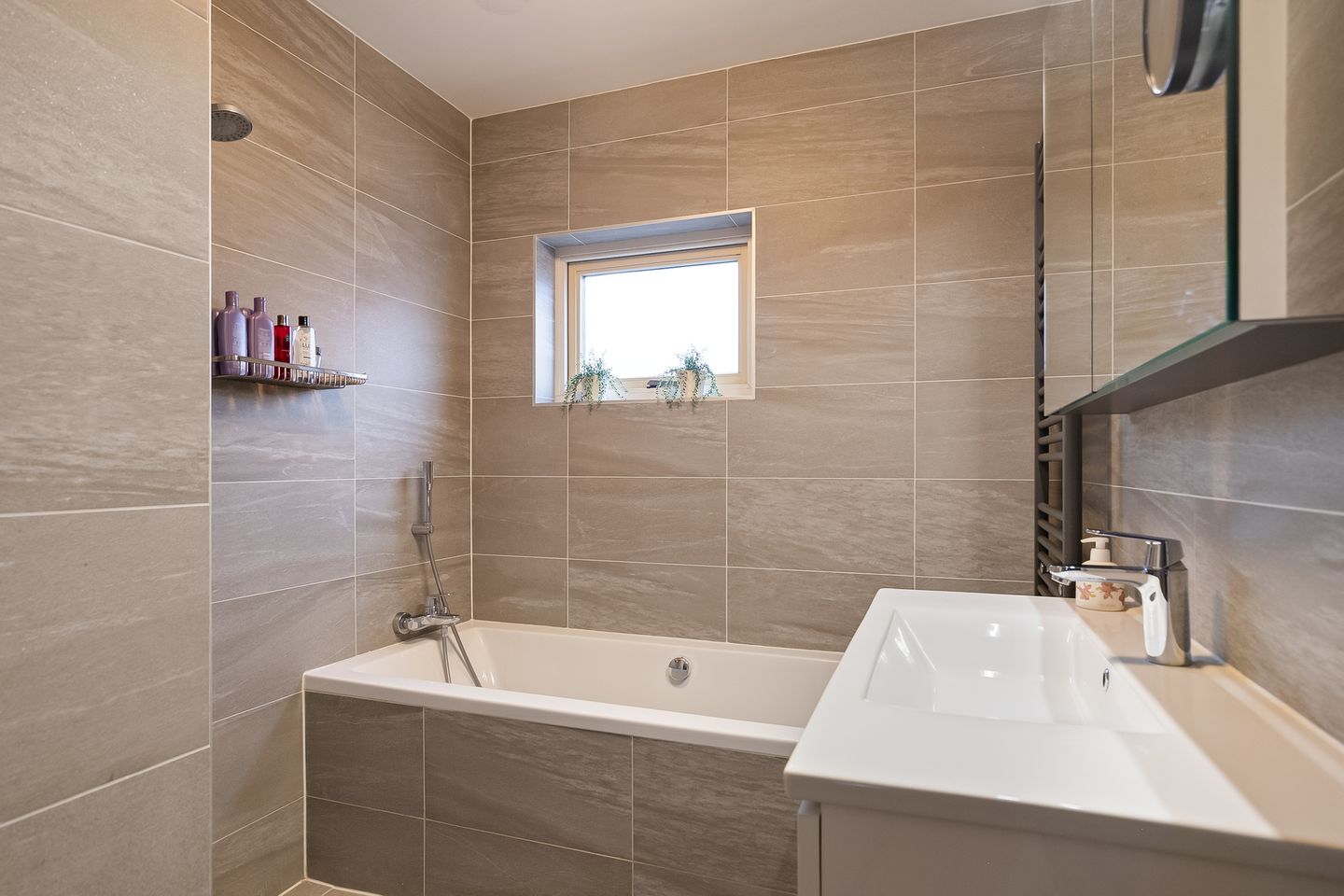 Foto 20 van Gaesbeekstraat 77