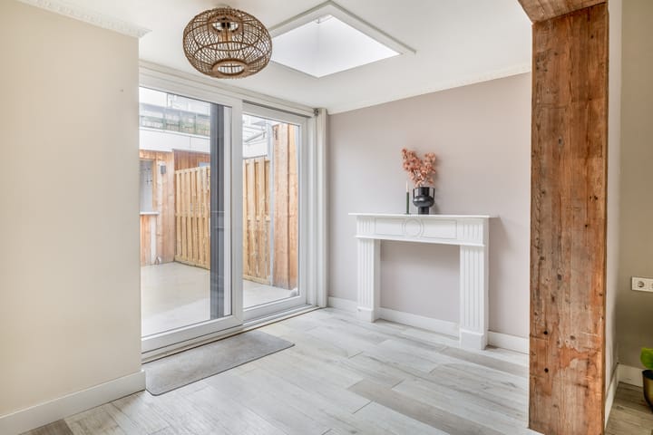 Foto 16 van Middelharnissestraat 25