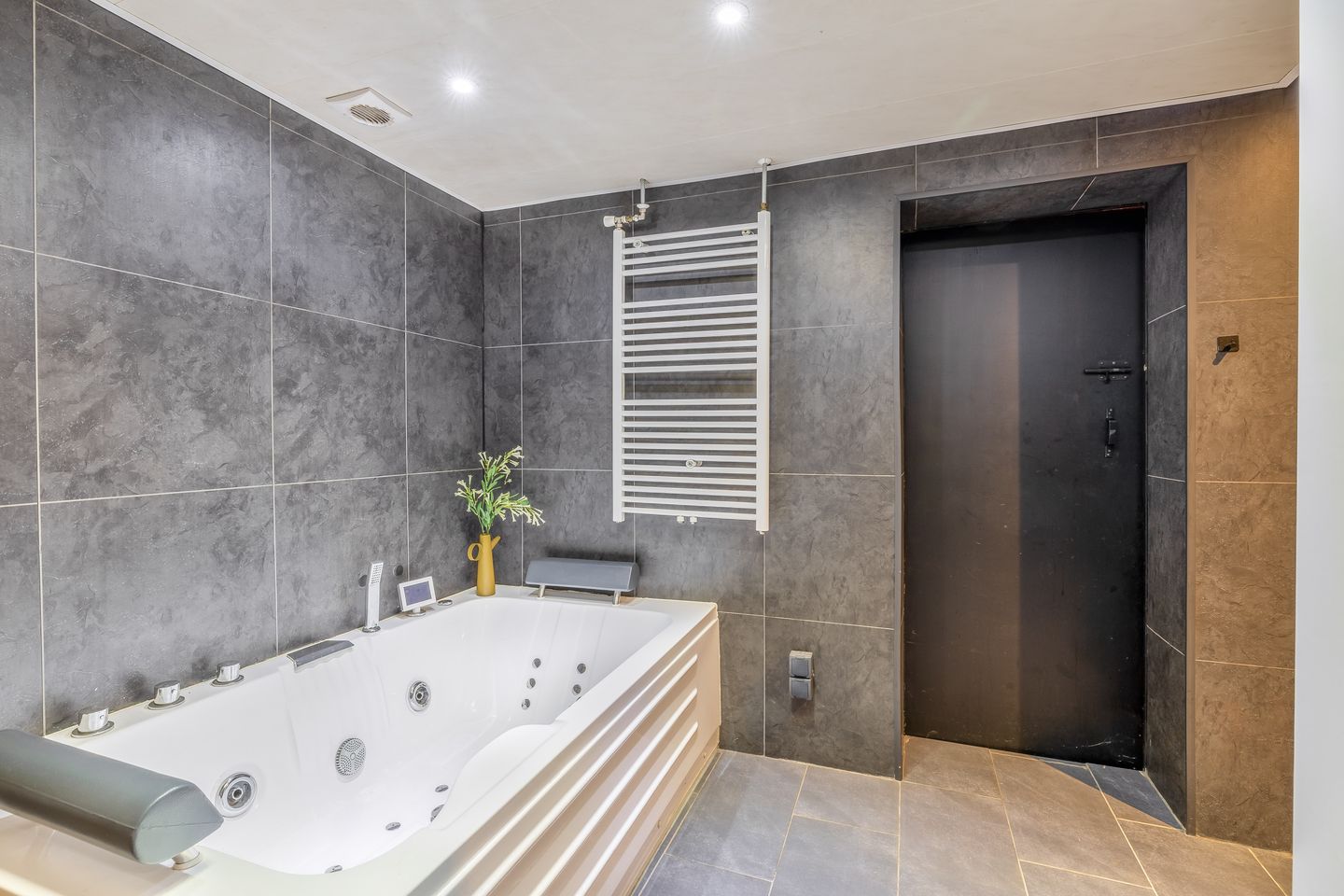 Foto 20 van Middelharnissestraat 25