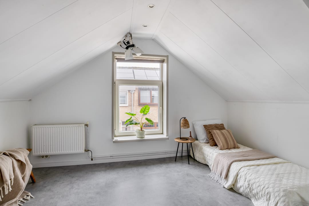 Foto 32 van Middelharnissestraat 25