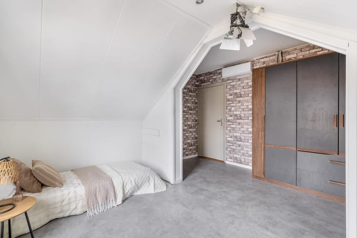 Foto 33 van Middelharnissestraat 25