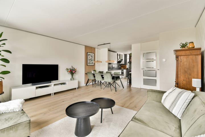 Photo 4 of Thomsonstraat 147