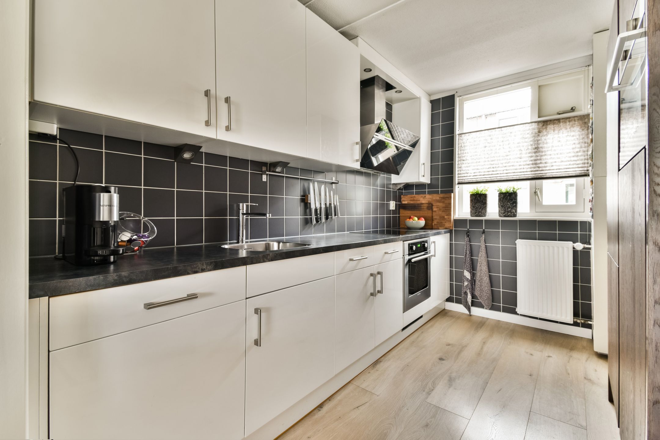 Photo 9 of Thomsonstraat 147