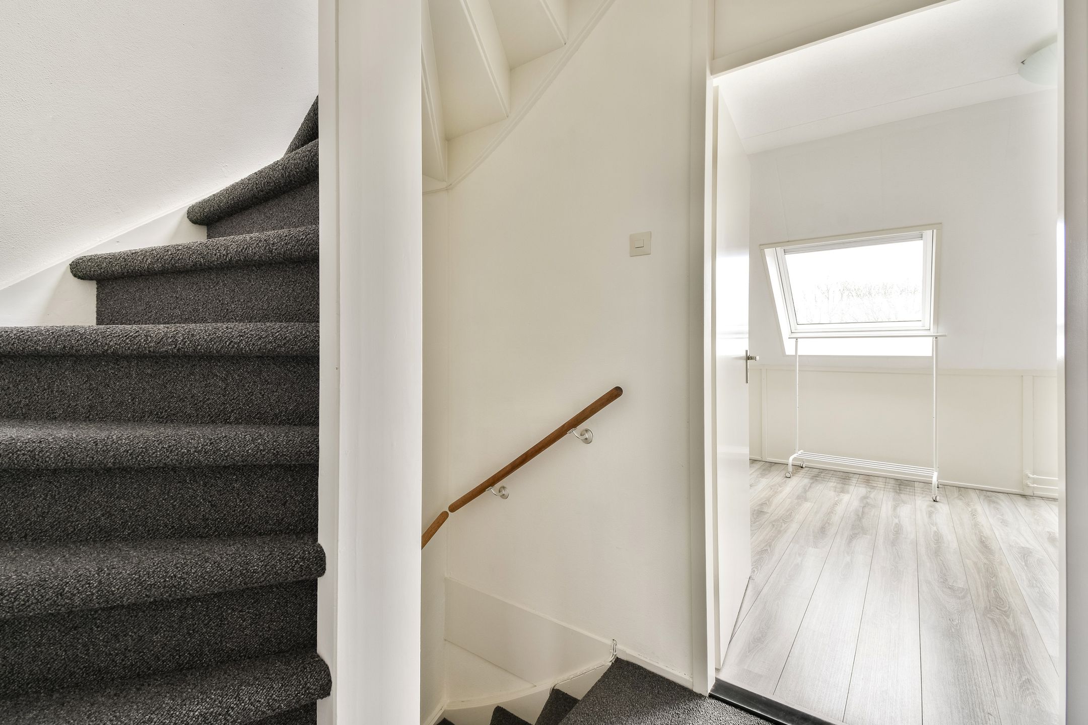 Photo 15 of Thomsonstraat 147