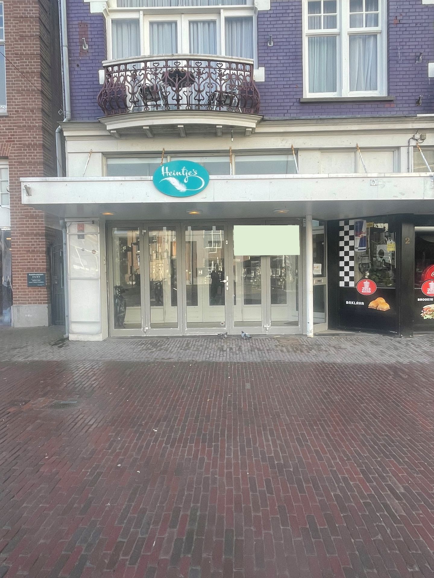 Bekijk foto 2 van Raadhuisplein 3