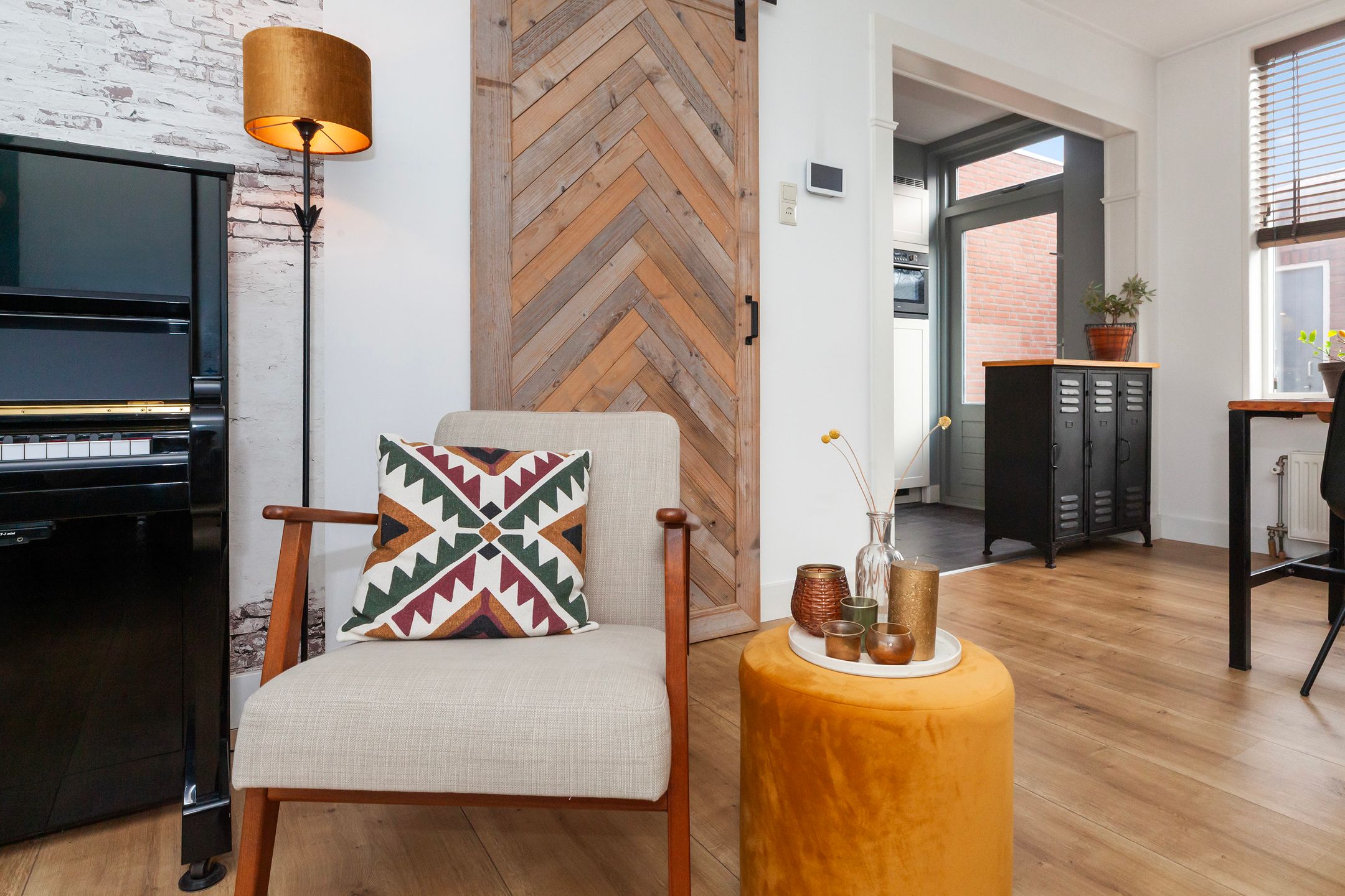 Photo 12 of Van Ruysdaelstraat 5