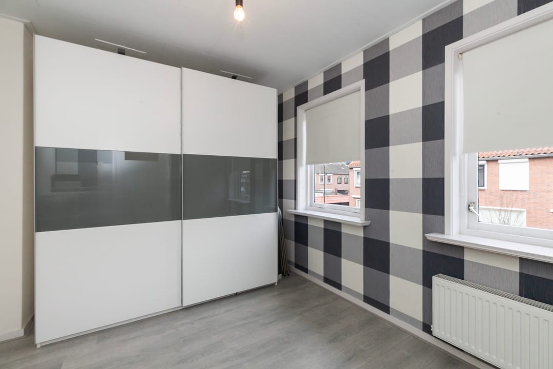 Photo 23 of Van Ruysdaelstraat 5