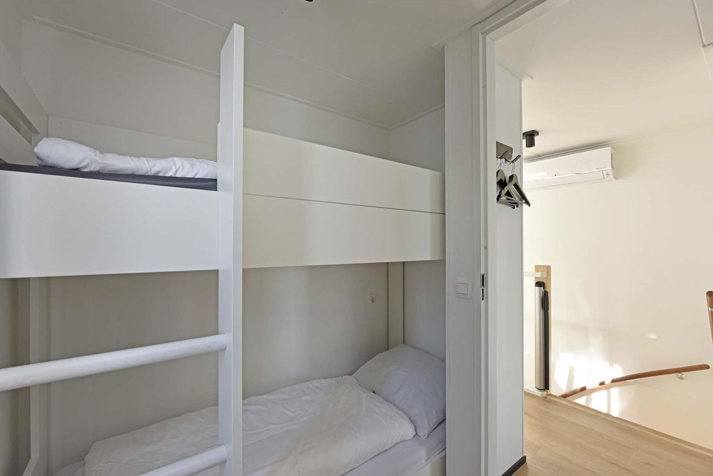 Foto 25 van Buitengronden 7-12