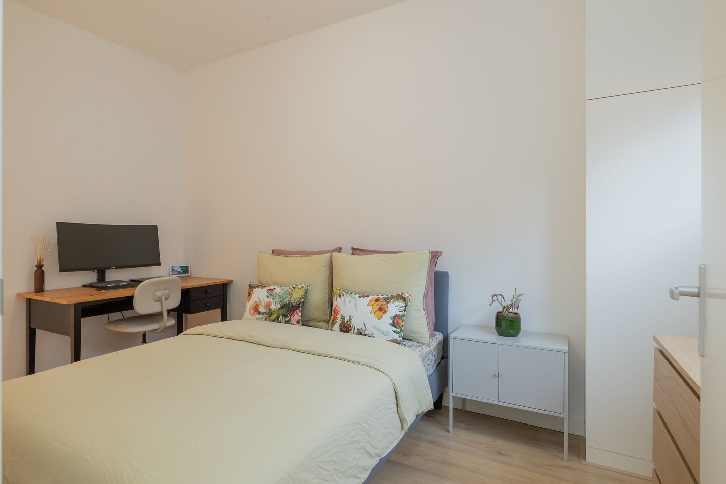 Foto 4 van Madoerastraat 11