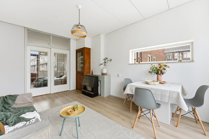 Photo 3 of Kerstroosstraat 3-C