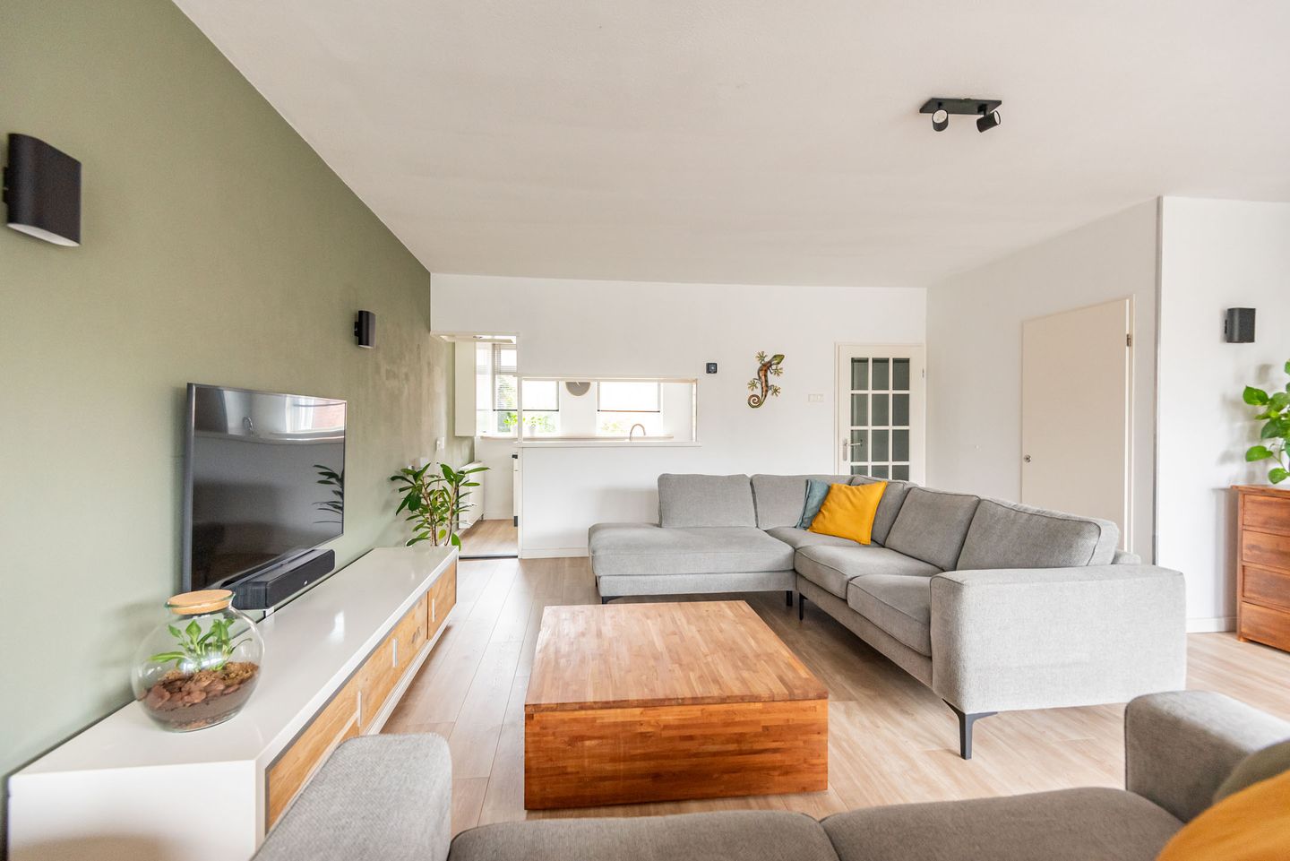 Foto 10 van Wezelhof 82