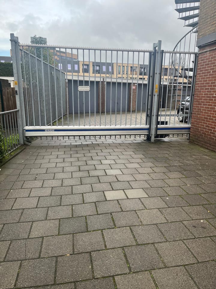 Foto 2 van Pastoor van Akenstraat