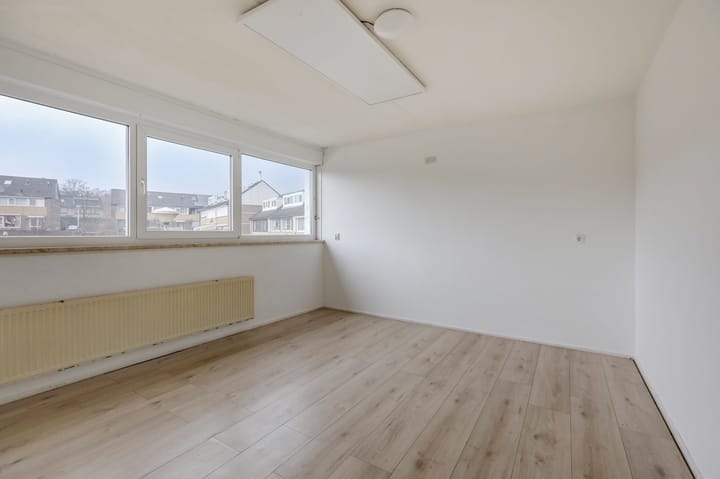 Photo 24 of De Hangaarts 58