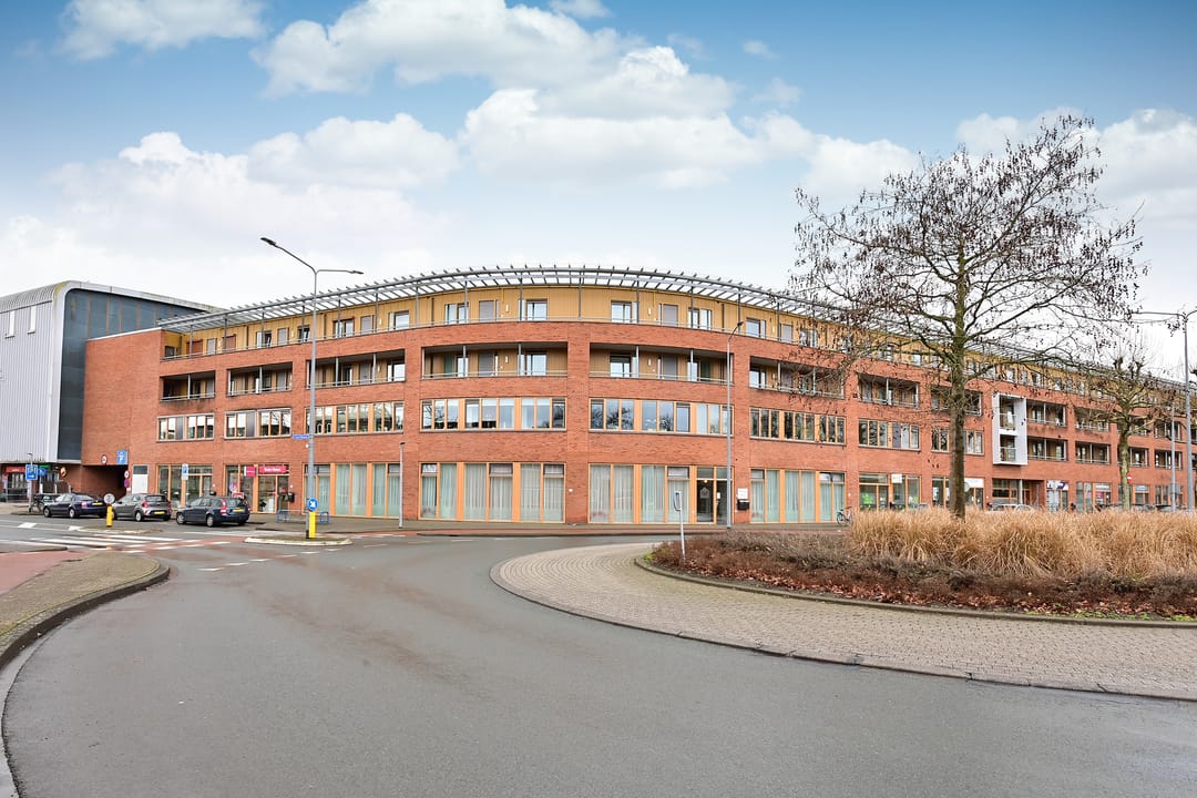 Foto 1 van Plein 2000 101