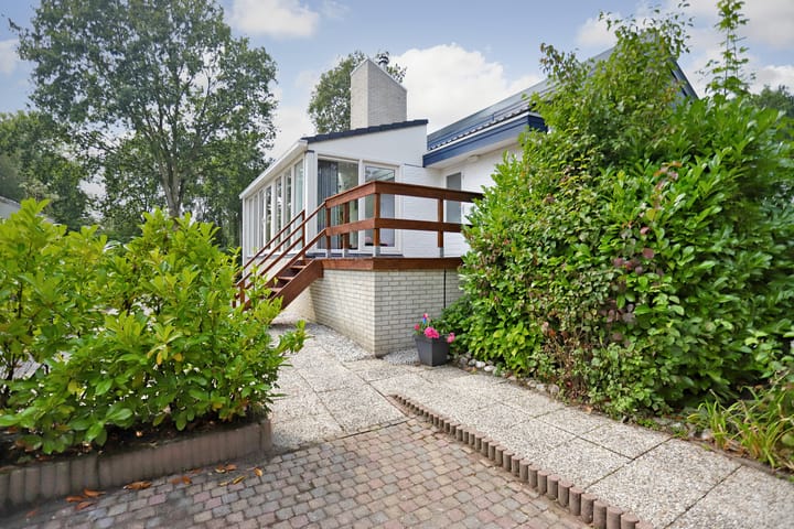 Photo 2 of Duinweg 48.