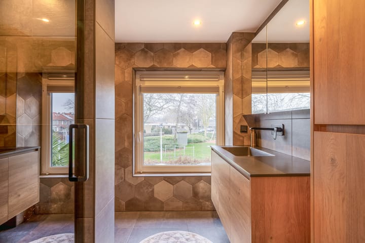 Photo 21 of Jan Geelstraat 12