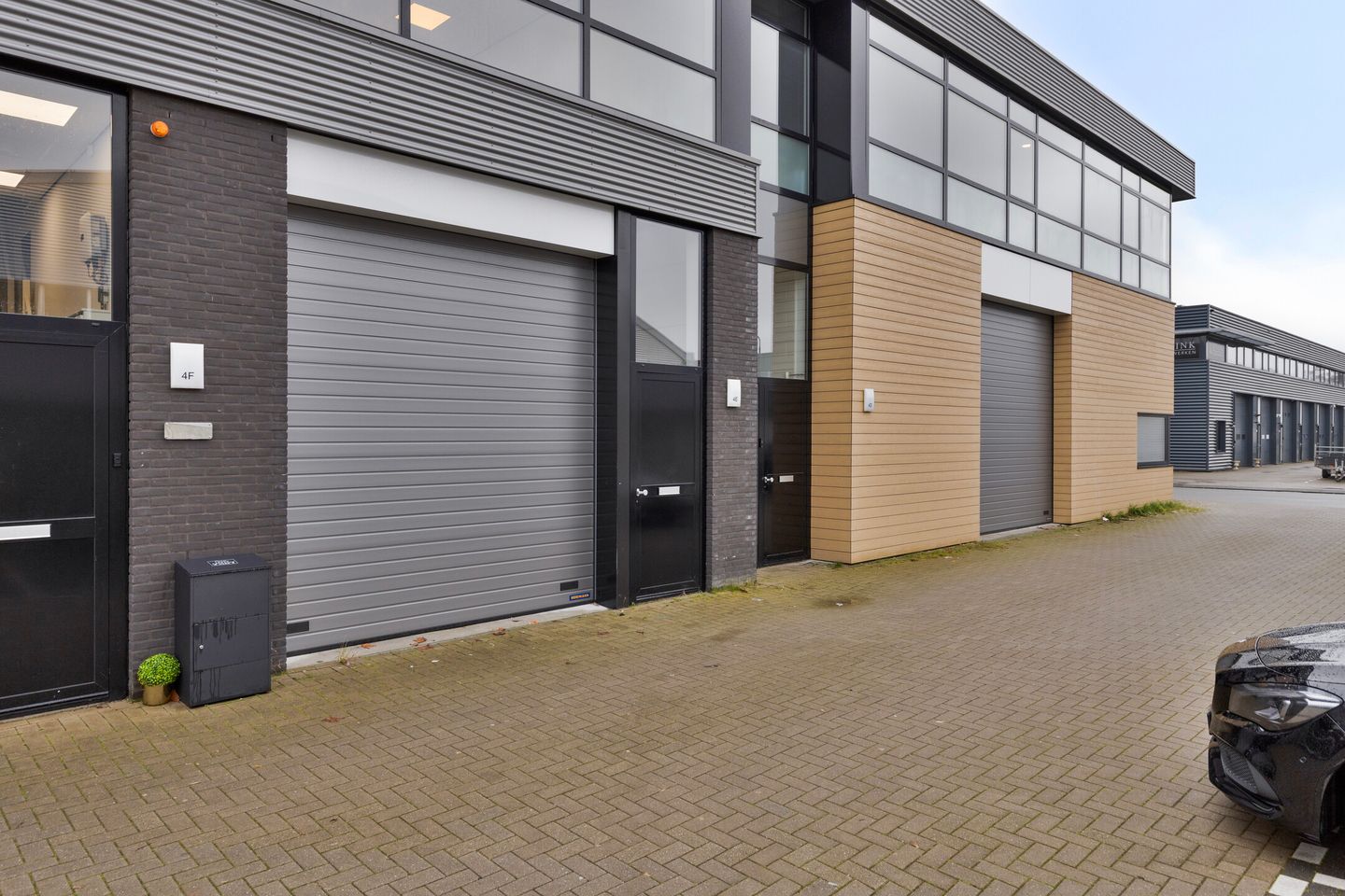 Bekijk foto 2 van Industrieweg 4-E