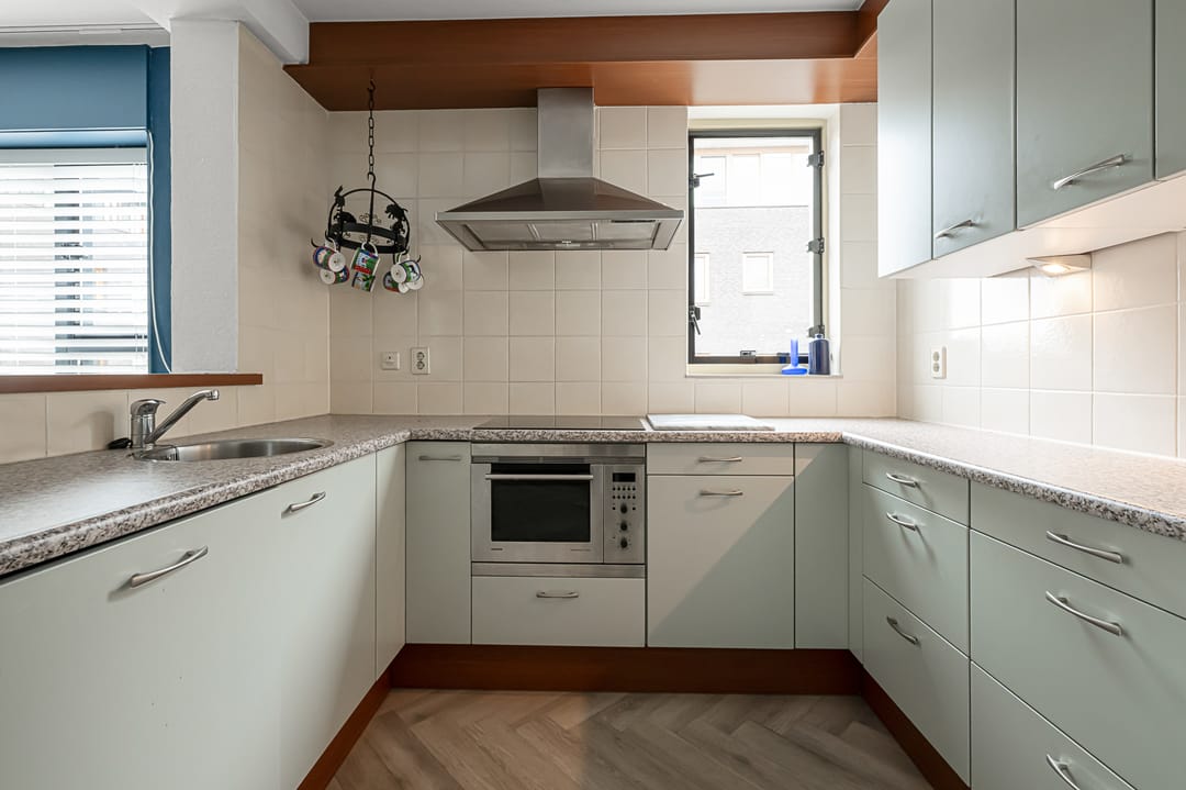 Photo 17 of Stationsweg 87-B