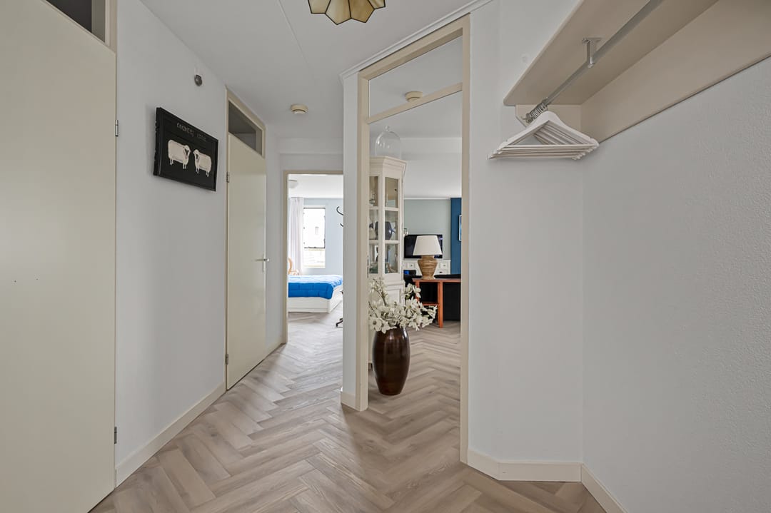 Photo 23 of Stationsweg 87-B