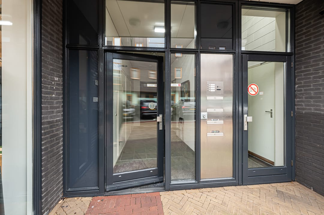 Photo 38 of Stationsweg 87-B