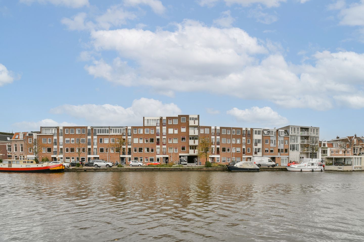 Foto 1 van Zuider Buiten Spaarne 50