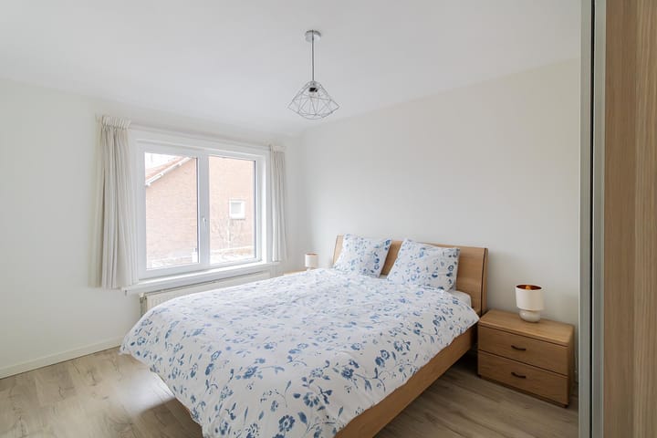 Photo 8 of Mr. G. Groen van Prinstererlaan 105