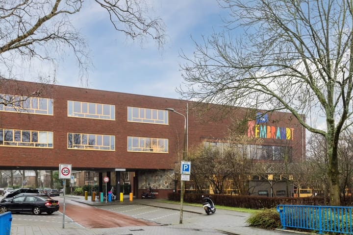 Photo 21 of Mr. G. Groen van Prinstererlaan 105