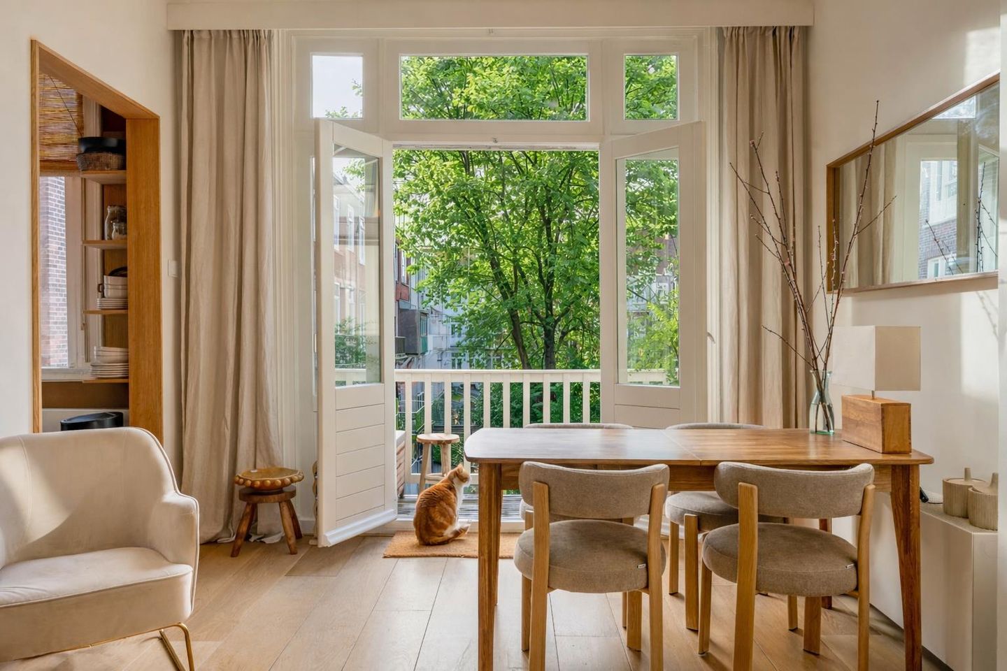 Foto 5 van Alberdingk Thijmstraat 28-2