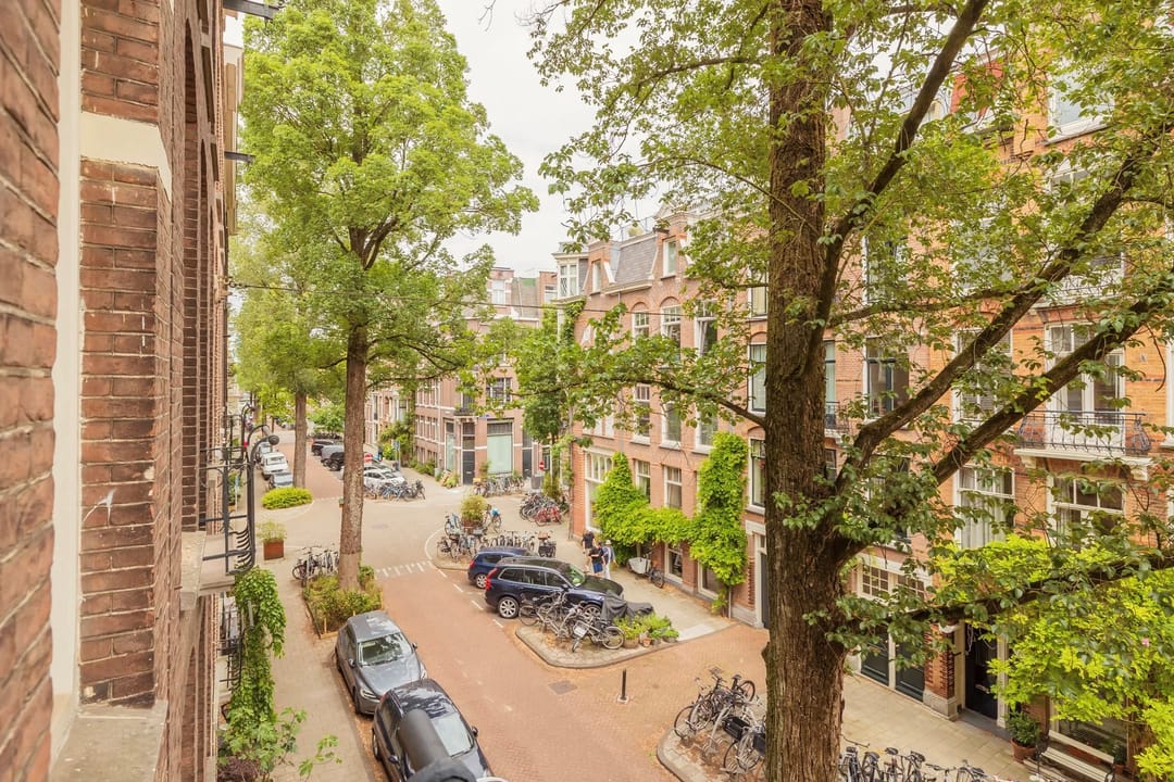 Foto 38 van Alberdingk Thijmstraat 28-2