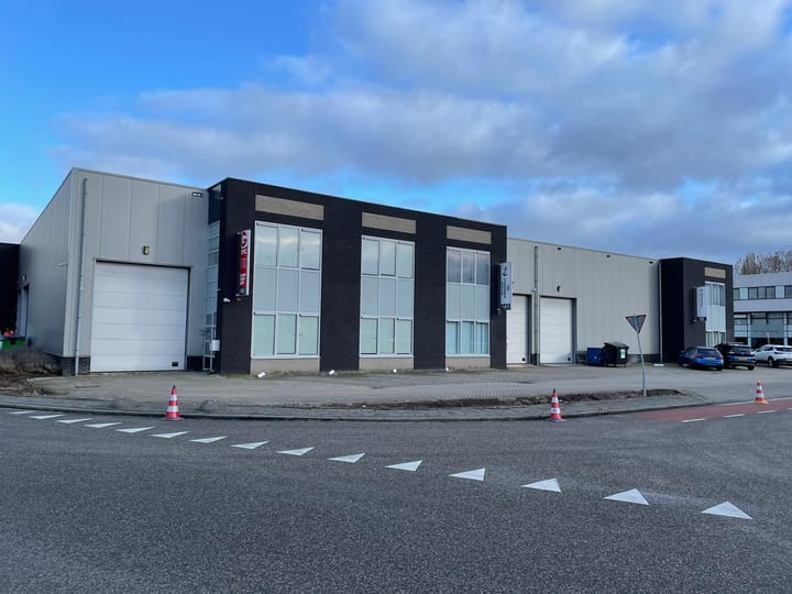 Vareseweg 141, Rotterdam