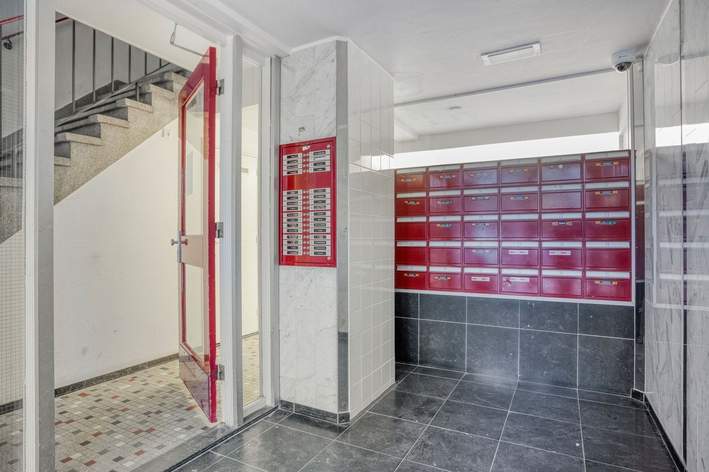 Foto 20 van Van Nijenrodeweg 6