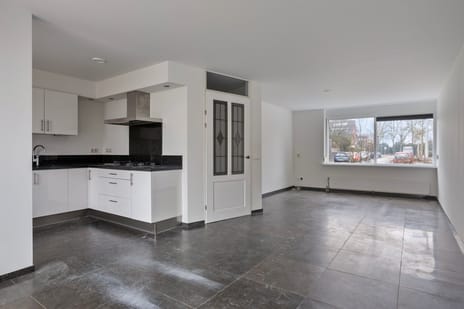 Sustenpas 10 secondary image