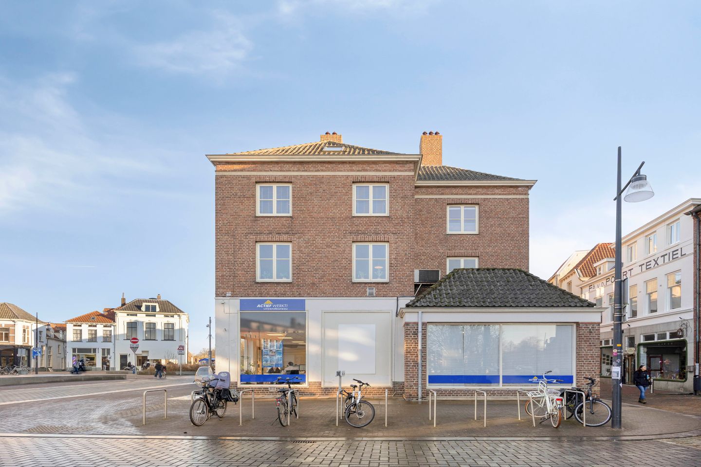 Foto 25 van Spoorstraat 1