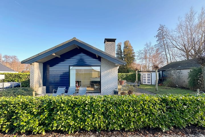 Photo 3 of Nieuw-Loosdrechtsedijk 212-B32