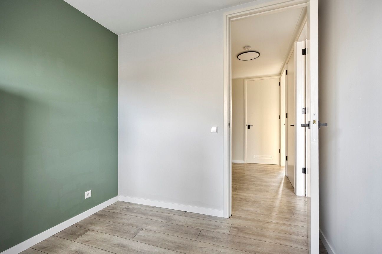 Photo 36 of Middachtenlaan 76