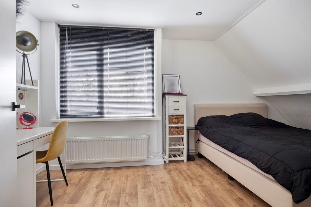 Photo 37 of Middachtenlaan 76