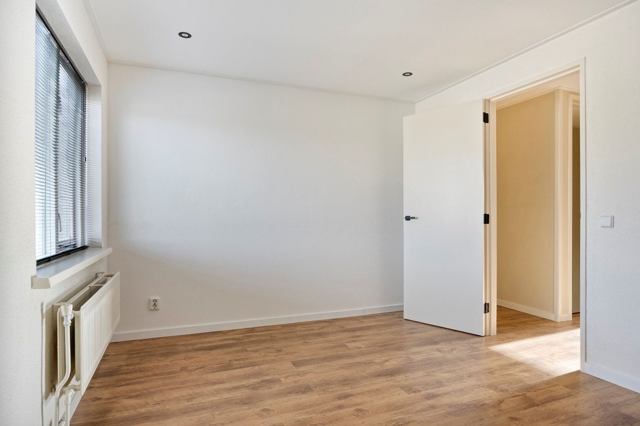 Photo 44 of Middachtenlaan 76