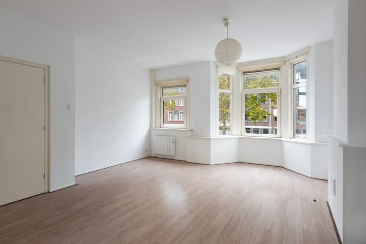 Foto 5 van Strevelsweg 118-B01