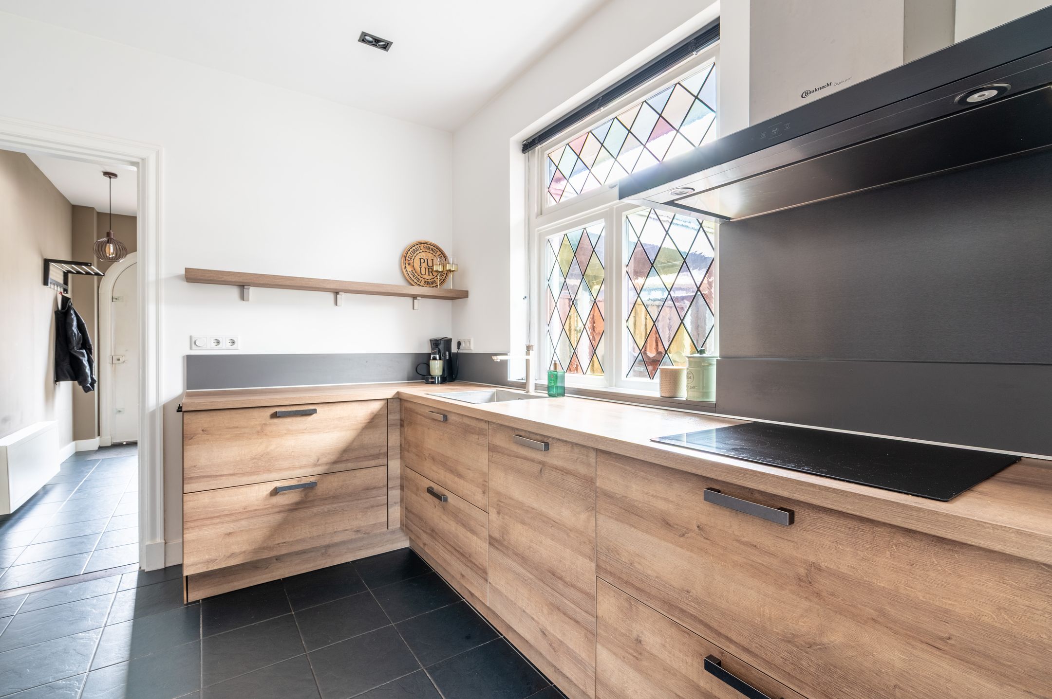 Photo 3 of Driehuizerweg 85