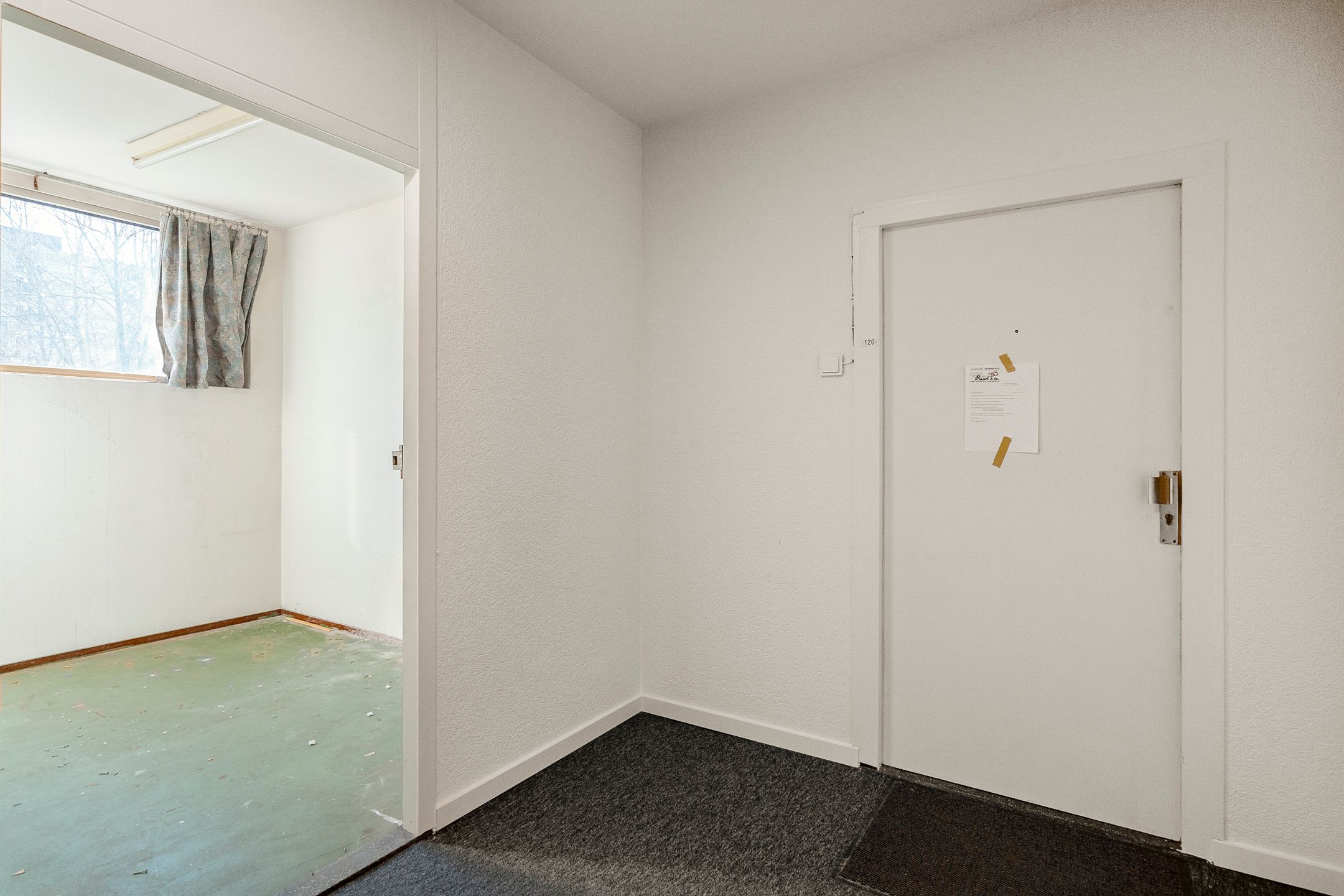 Photo 21 of Laan van Parijs 120