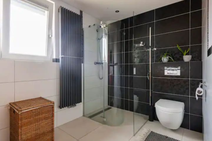 Photo 7 of Dorenbos 11