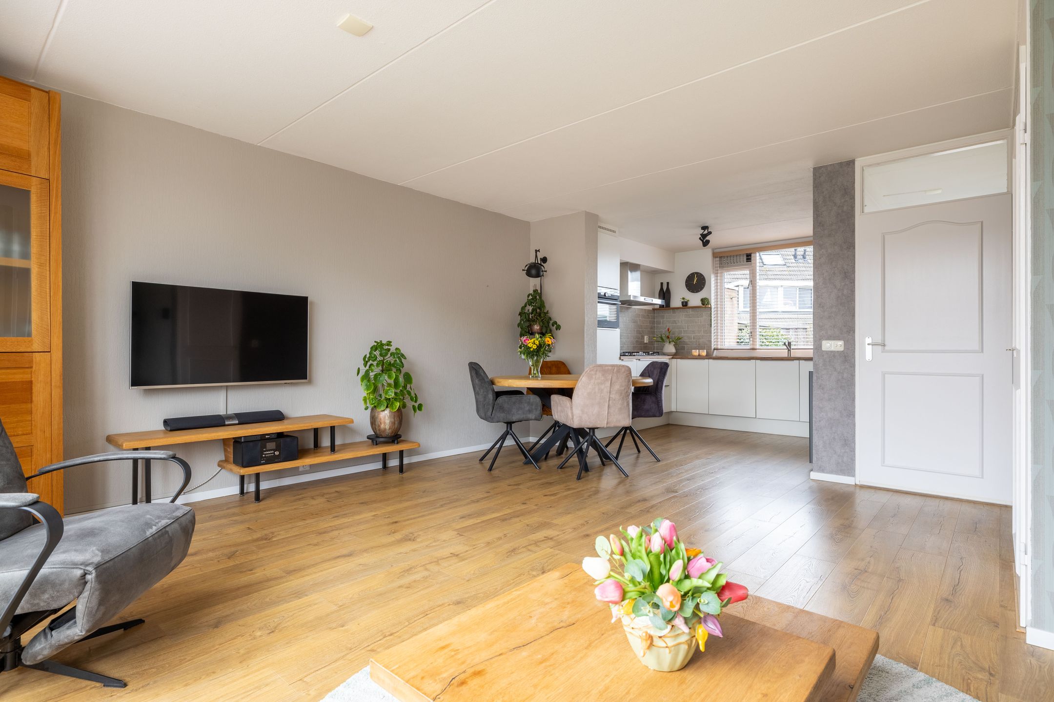 Foto 3 van Zilverschoon 14