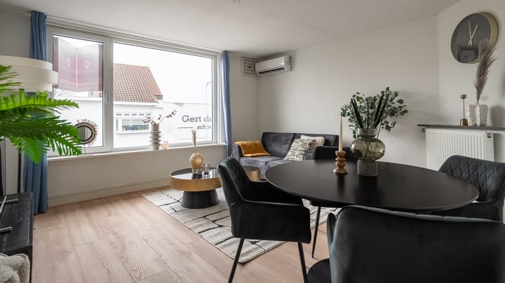 Photo 5 of Bornsestraat 62-B