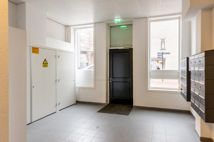 Foto 6 van Uitstraat 207