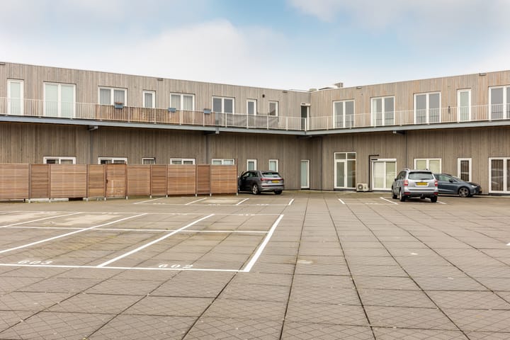 Foto 28 van Uitstraat 207