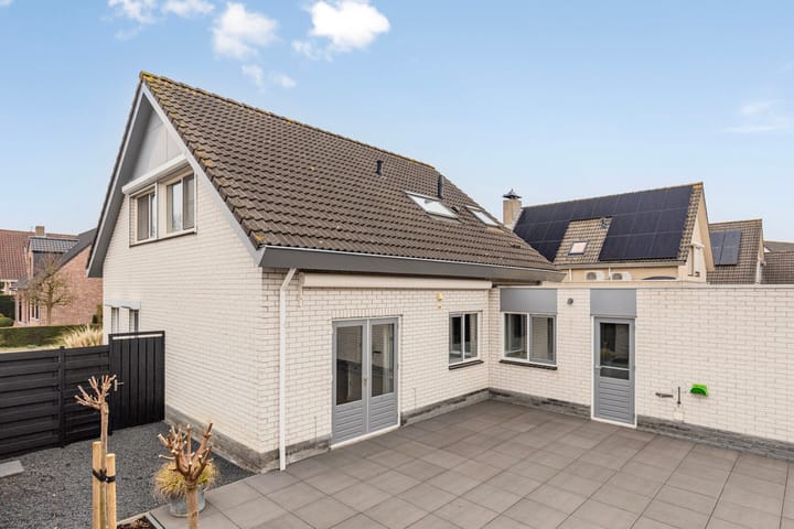 Foto 2 van Opalstraat 2