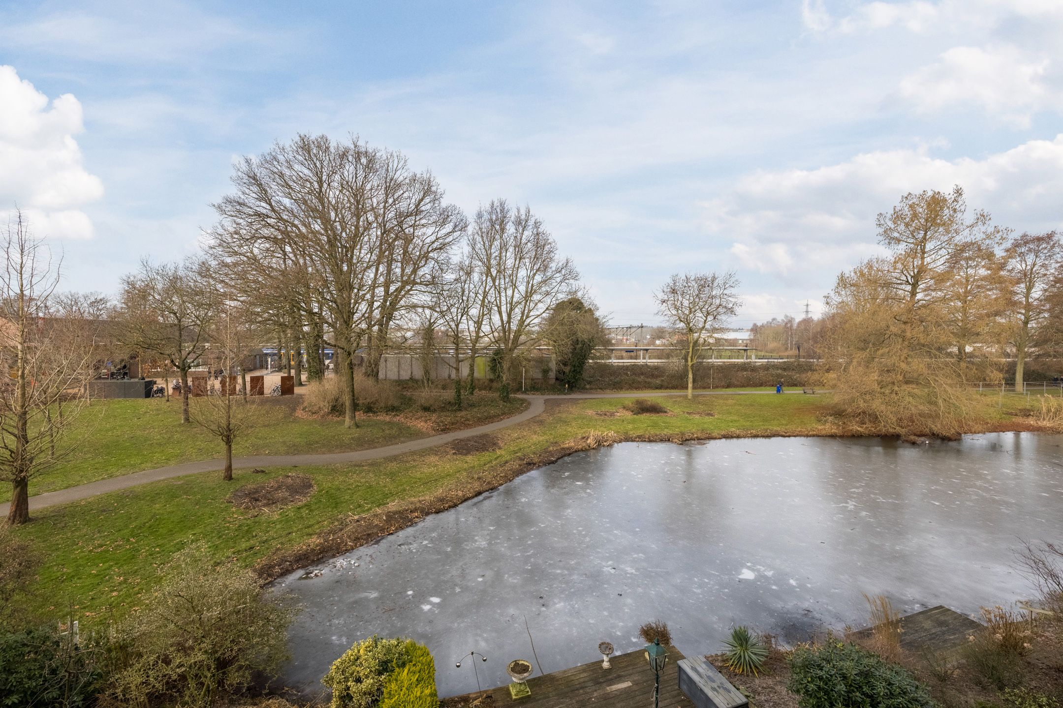 Foto 12 van Stationsplein 43