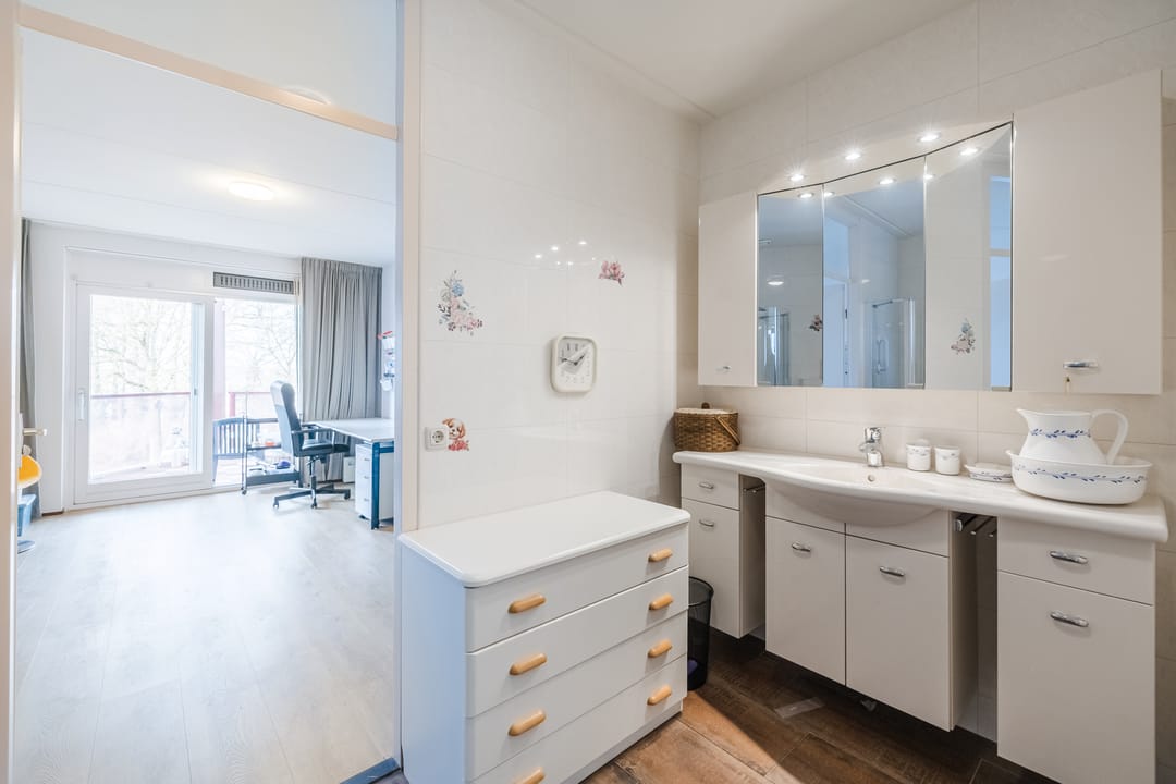 Foto 16 van Stationsplein 43