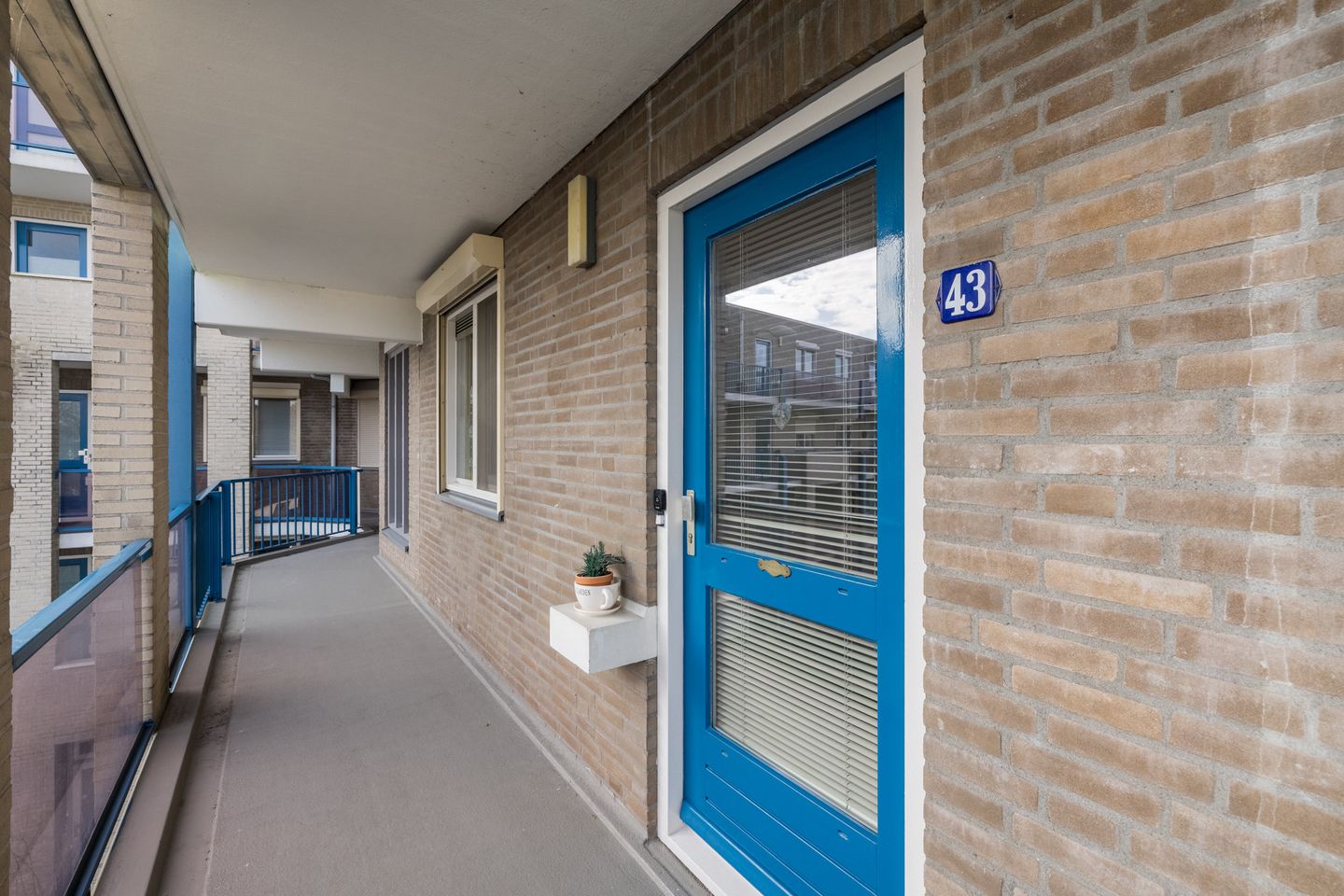 Foto 25 van Stationsplein 43